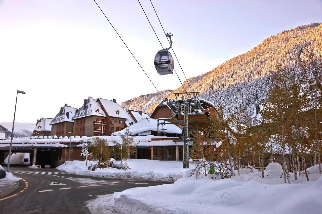 Val De Ruda Luxe 65 By Feelfree Rentals Naut Aran